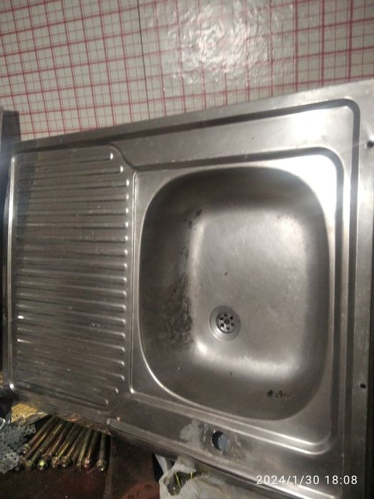 Продам мойки две разные.