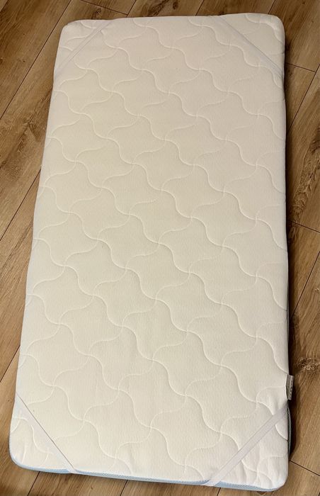 Łóżeczko Klupś Iwo 120×60 + materac Vitmat Fresh – stan bardzo dobry