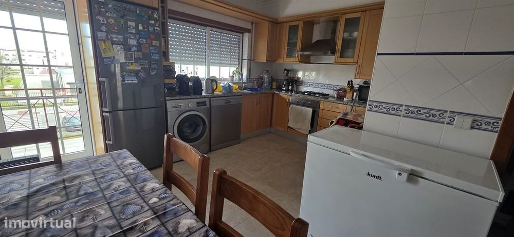 Apartamento T3 Venda em Marinha Grande,Marinha Grande — Marinha Grande, Leiria