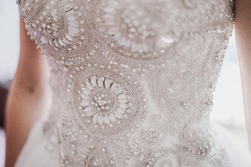 Suknia ślubna Samana, rozm 34, krysztalki, błyszcząca, księżniczka