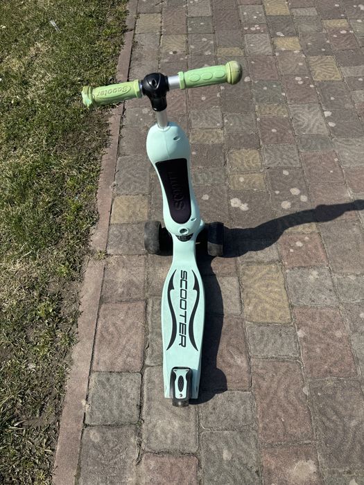 Дитячий самокат