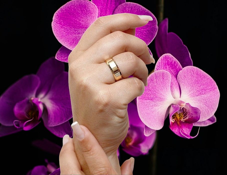 Elegancka Fazowana Złota Obrączka Ślubna