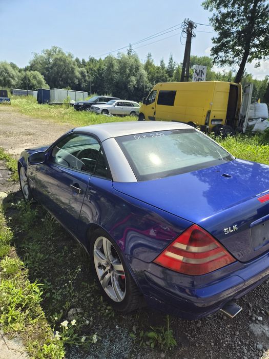 Blotnik tylni przedni pas przedni Slk r170