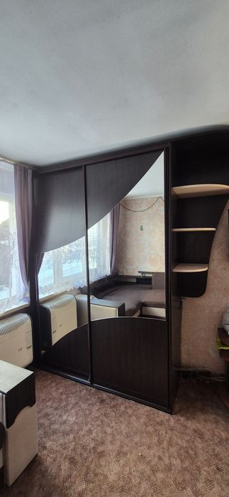 Продам шкаф купе