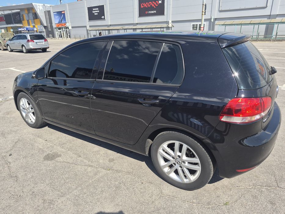 Volkswagen Golf 6  2011 года