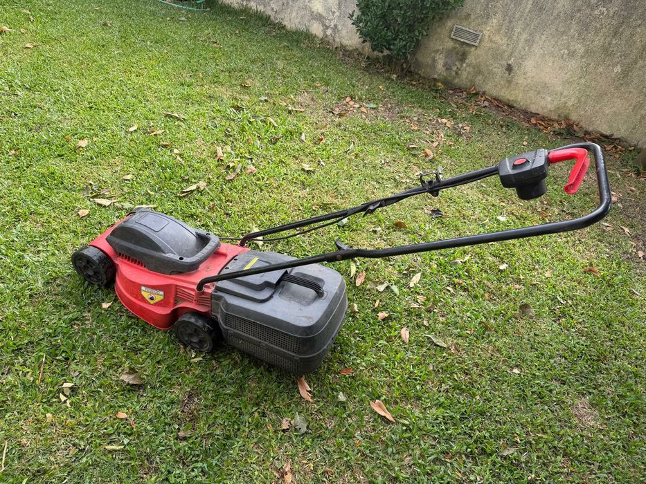 Máquina Cortar Relva