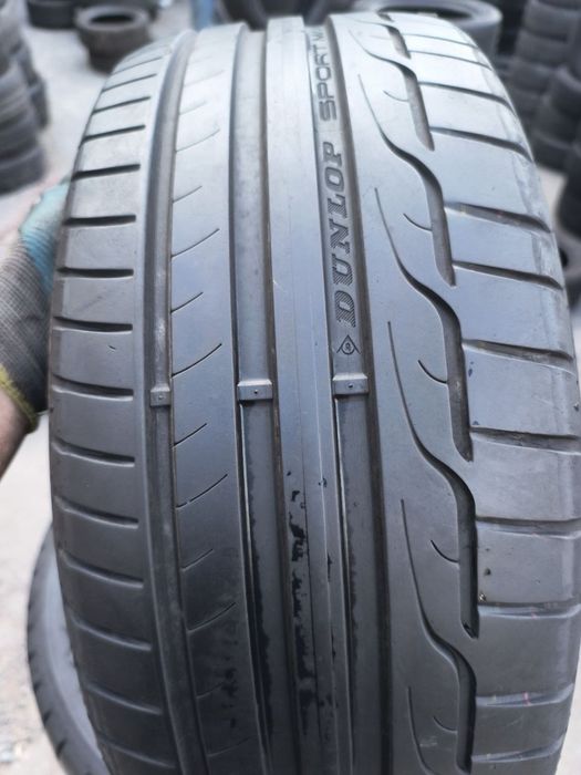 225/45R17 Dunlop
