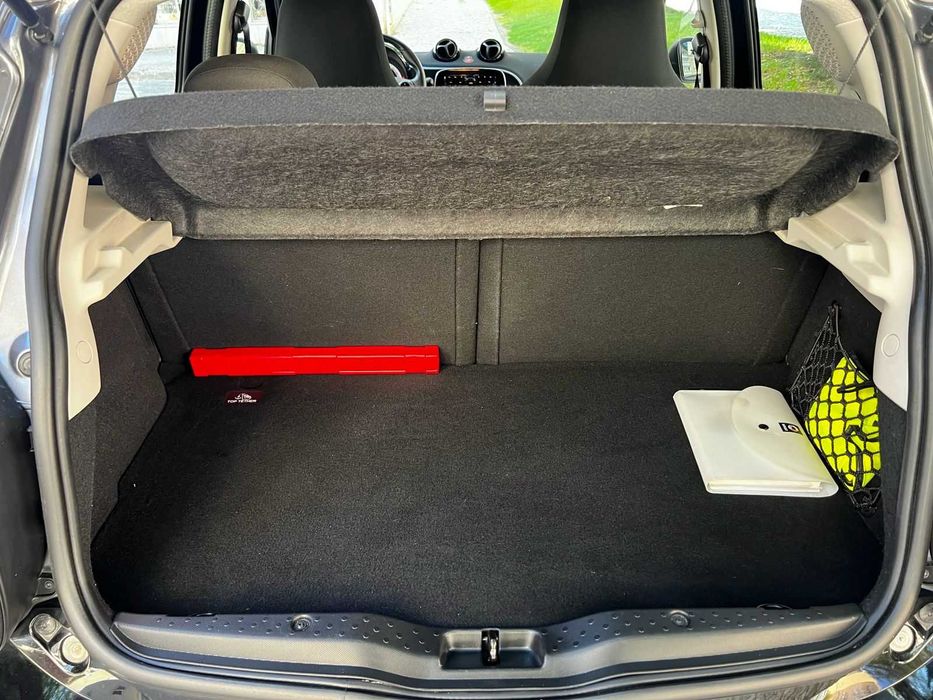 smart Forfour de 90CV de caixa manual na versão Passion irrepreensível