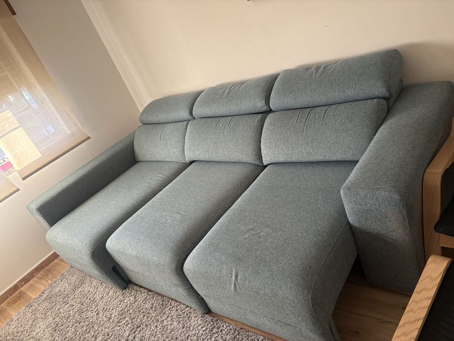 Vendo sofa + Cadeira com repousa pes