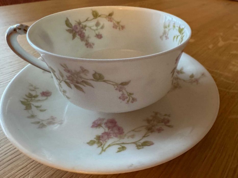 Filiżanka porcelanowa