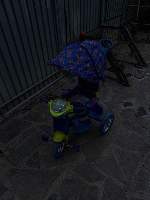 Детский трехколесный велосипед Baby Club с родительской ручкой