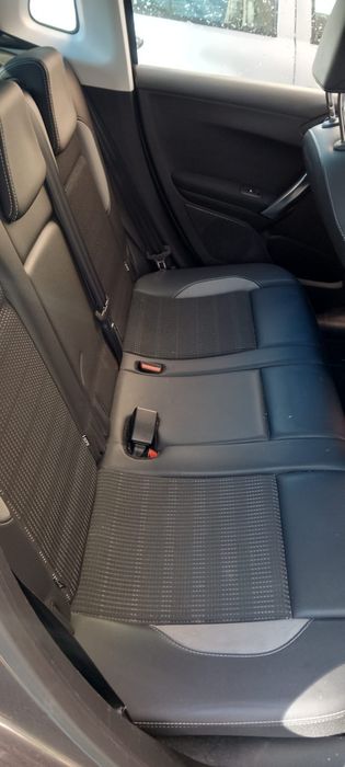 Peugeot 2008 BLUE-HDI