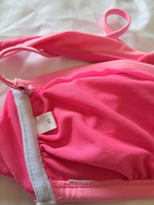 Biquíni cor de rosa 38