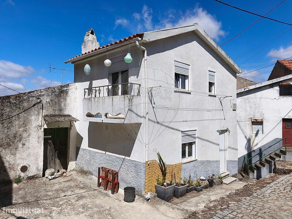 Moradia T2 para venda