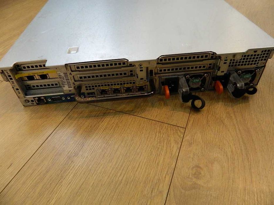 Dell PowerEdge R730 2xXeon E5-2640V4 16GB DDR4 200GB SSD