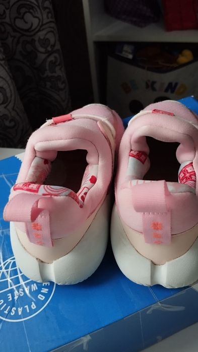 Кросівки Adidas кроссовки