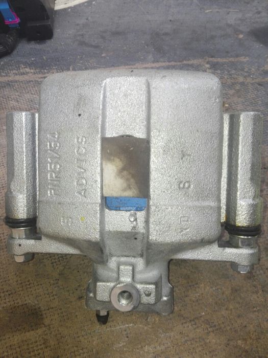 Zacisk hamulcowy tyl Mitsubishi Canter Fuso