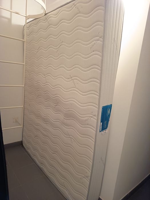 Cama em ferro + colchão (160x200)