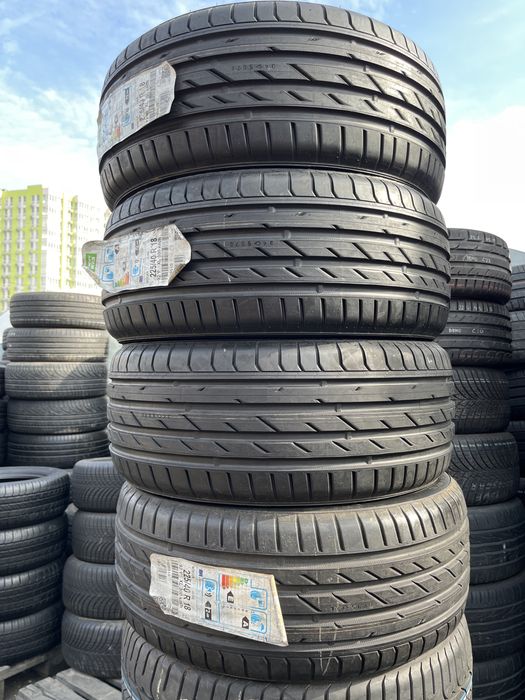 225/40/R18 (нові) Nokian ZLine вул.Дружківська12