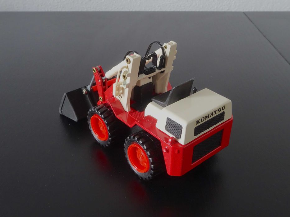 1:25 Diapet Komatsu SK07 Mini-Carregadora