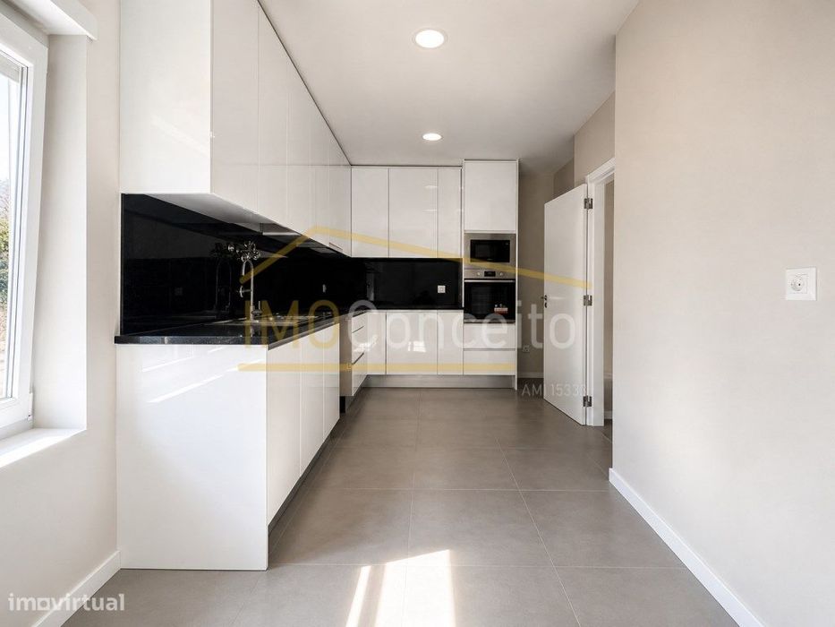 Apartamento T3 | Garagem Fechada | Modernidade e Conforto |Torres N...