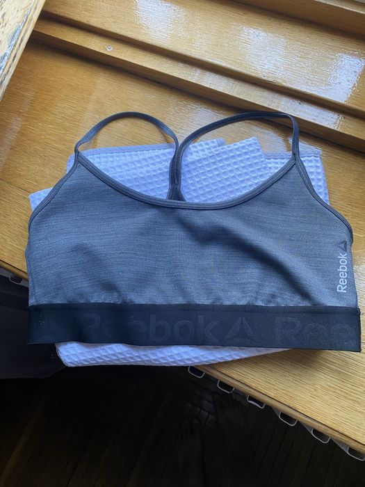 Продам топ Reebok