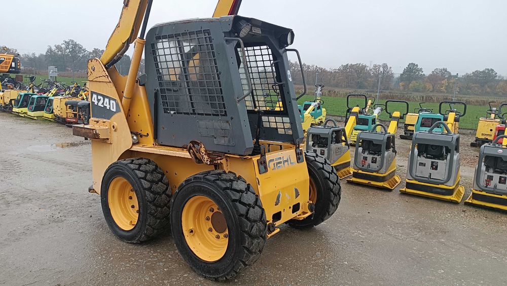 Miniładowarka GEHL 4240 / 10r / 2T! /4640 Bobcat S 100 130 JCB 160