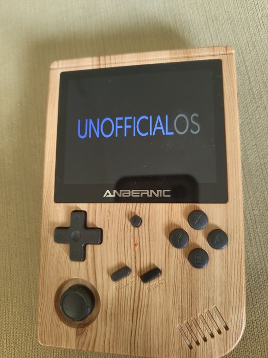 Consola Portátil Anbernic RG 351v + Bolsa e cartões de memória