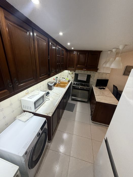 Quarto mobiliado para 02 pessoas em Entroncamento/Santarém