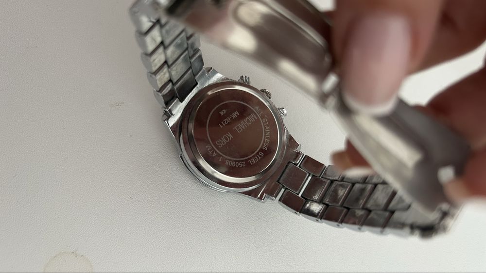 Michael Kors zegarek srebrny rozowa tarcza