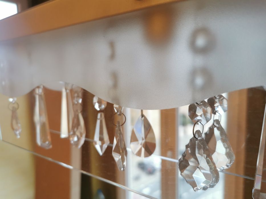 Lampa wisząca z kryształkami