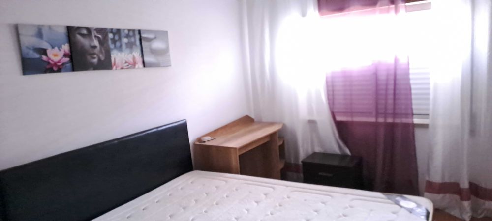 Arrendamento de 3 quartos para estudantes em Coimbra