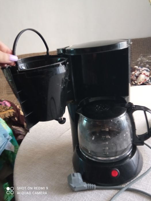 Кофеварка новая / техника для кухни