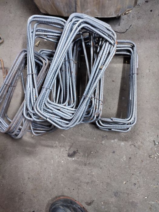 Strzemiona 10x20 fi6 i 10x46fi8