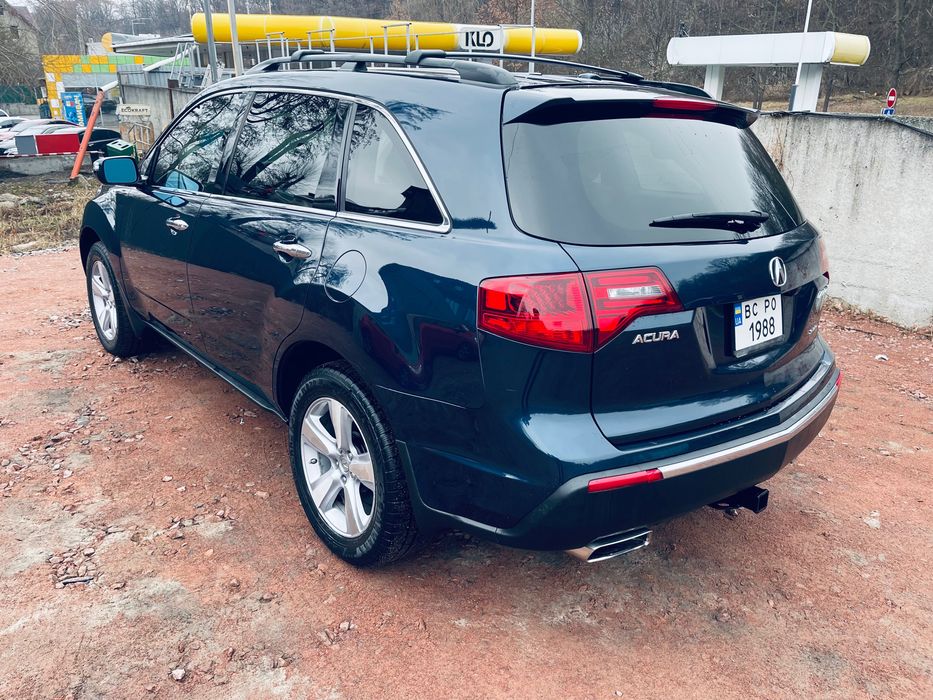Acura MDX семь мест полная комплектация