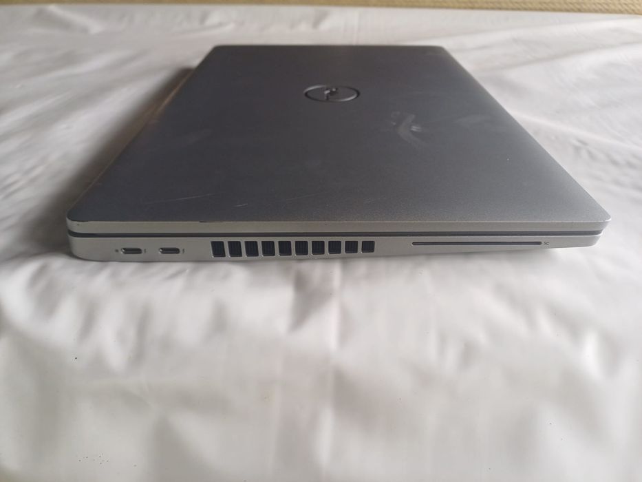 Dell Latitude 5520 Portátil Profissional