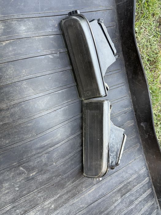Противотуманки BMW E38