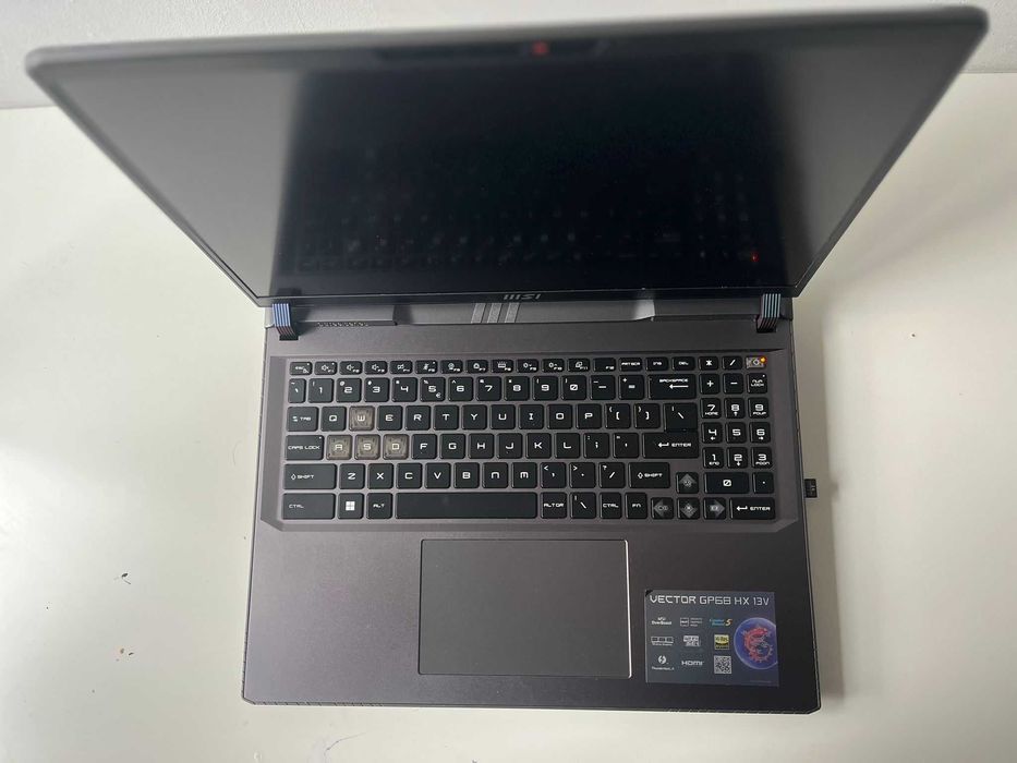 Laptop gamingowy na sprzedaż MSI VECTOR GP68 HX 13V