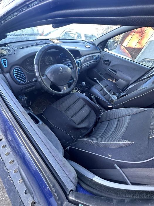 RENAULT Megane 1 розборка