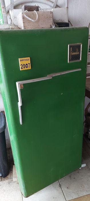 Vintage Refrigerator64585176361474122