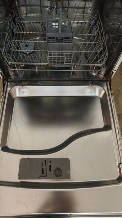 Desocupar! Maquina de lavar a loiça Teka LP2 700