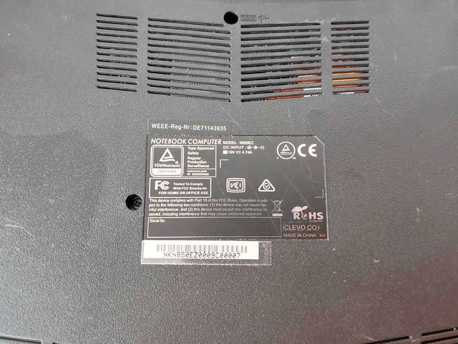 Clevo N850EZ i5-8300H 2.3Ghz/8Gb DDR4/UHD Graphics 630/ 120Gb ssd