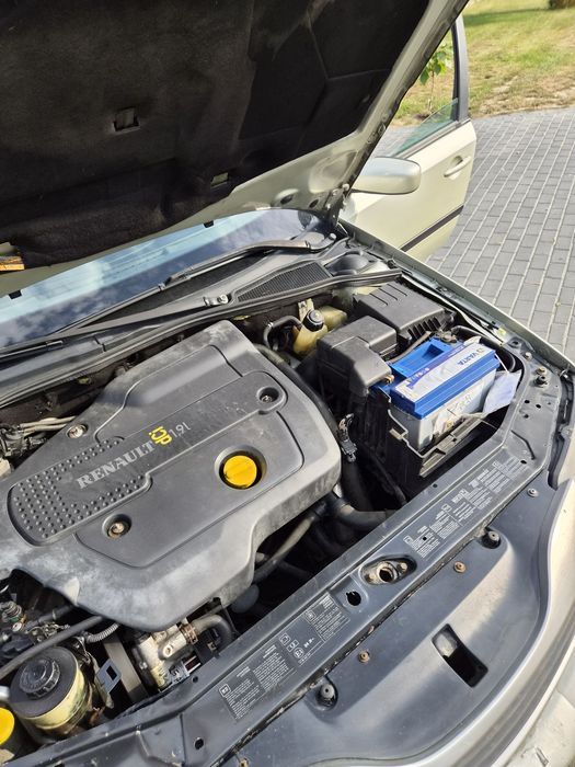 Renault LAGUNA 2002 1,9 dci sedan