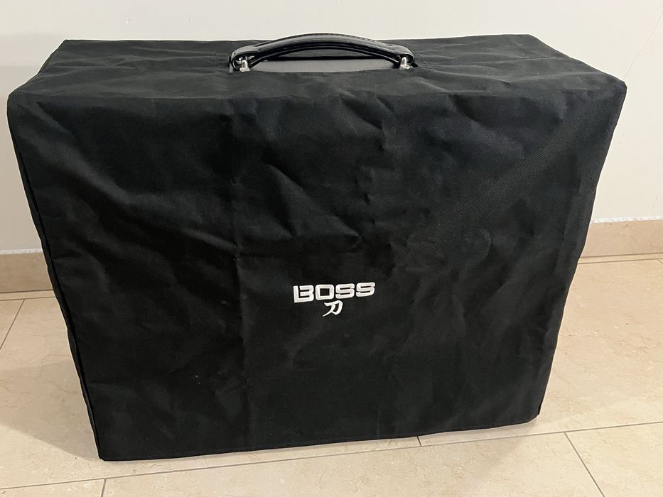 Boss Katana Artist MK2  c/ Celestion