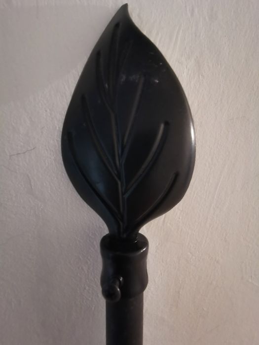 Varões Cortinados Ferro (1,90 mt / 1,65 mt) )