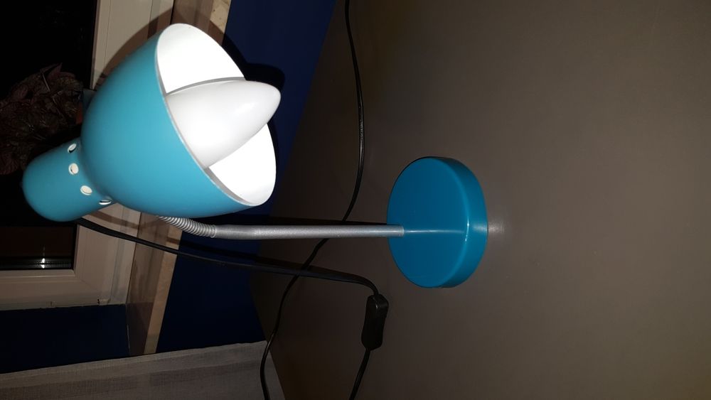 Lampka biurkowa ikea