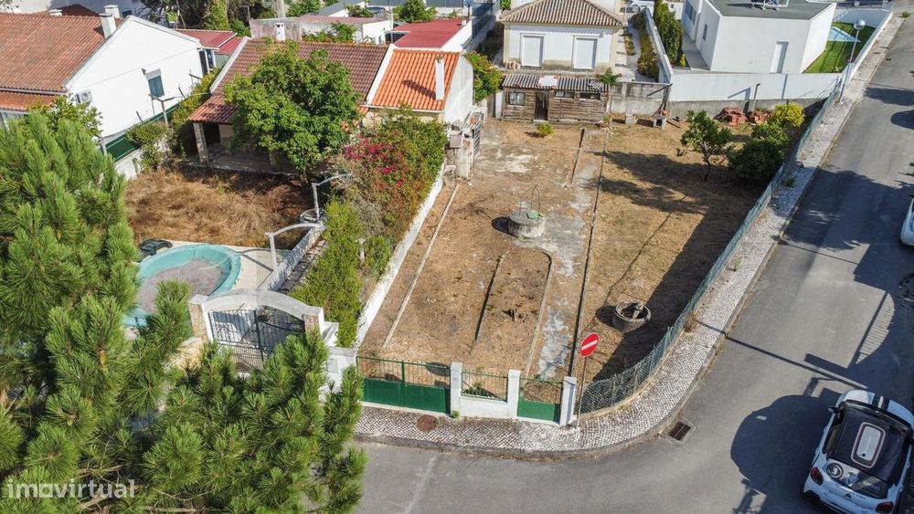 Terreno Urbano perto da Lagoa de Albufeira