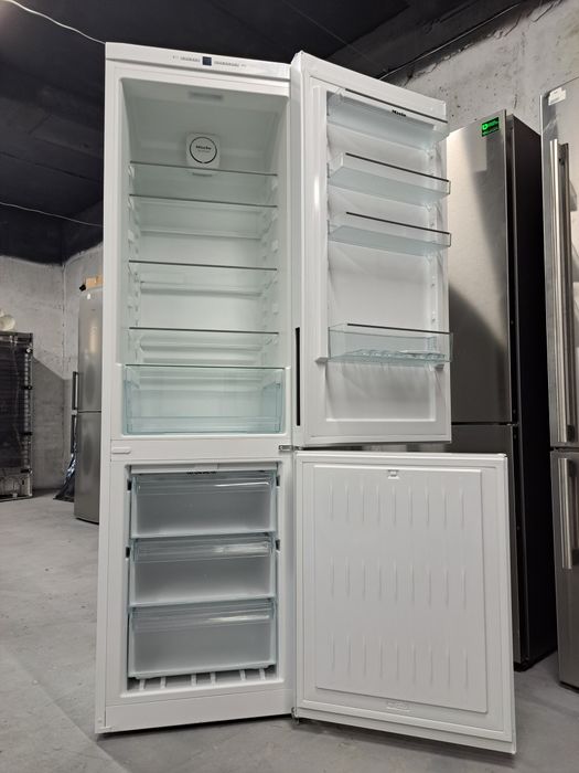 Німецький преміальний холодильник Miele fd8743 NoFrost А+++ Гарантія