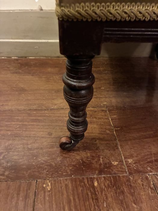 Cadeira Inglesa muito antiga