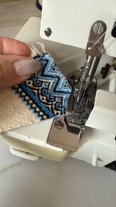 Оверлок на 5 ниток, пʼятиниточний оверлок робочий